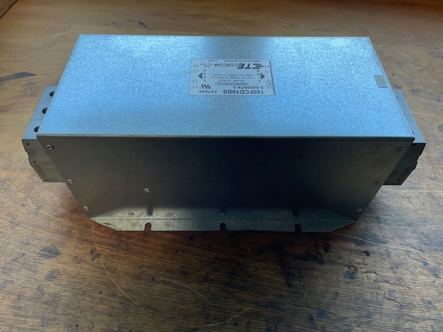 180FCD10BS  CORCOM EMI FILTER SPANNUNGSVERSORGUNGSLEITUNGSFILTER 480/277VAC 180A FLTR